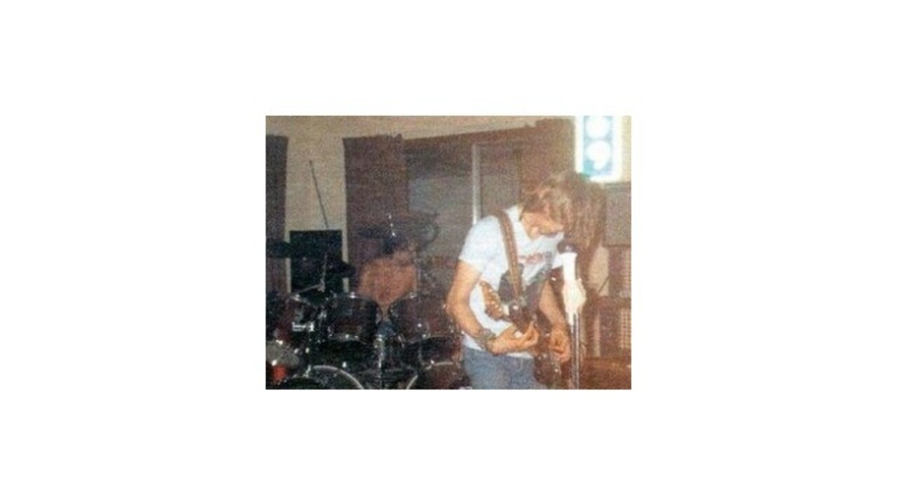 Tínedžerka objavila unikátne fotografie z prvého vystúpenia Nirvany